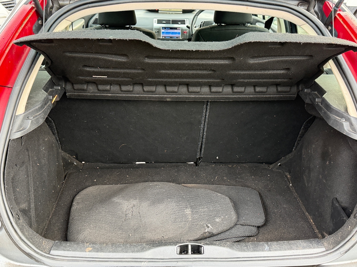 Used Citroen C4 2010 for sale - 76830425: Photo 11