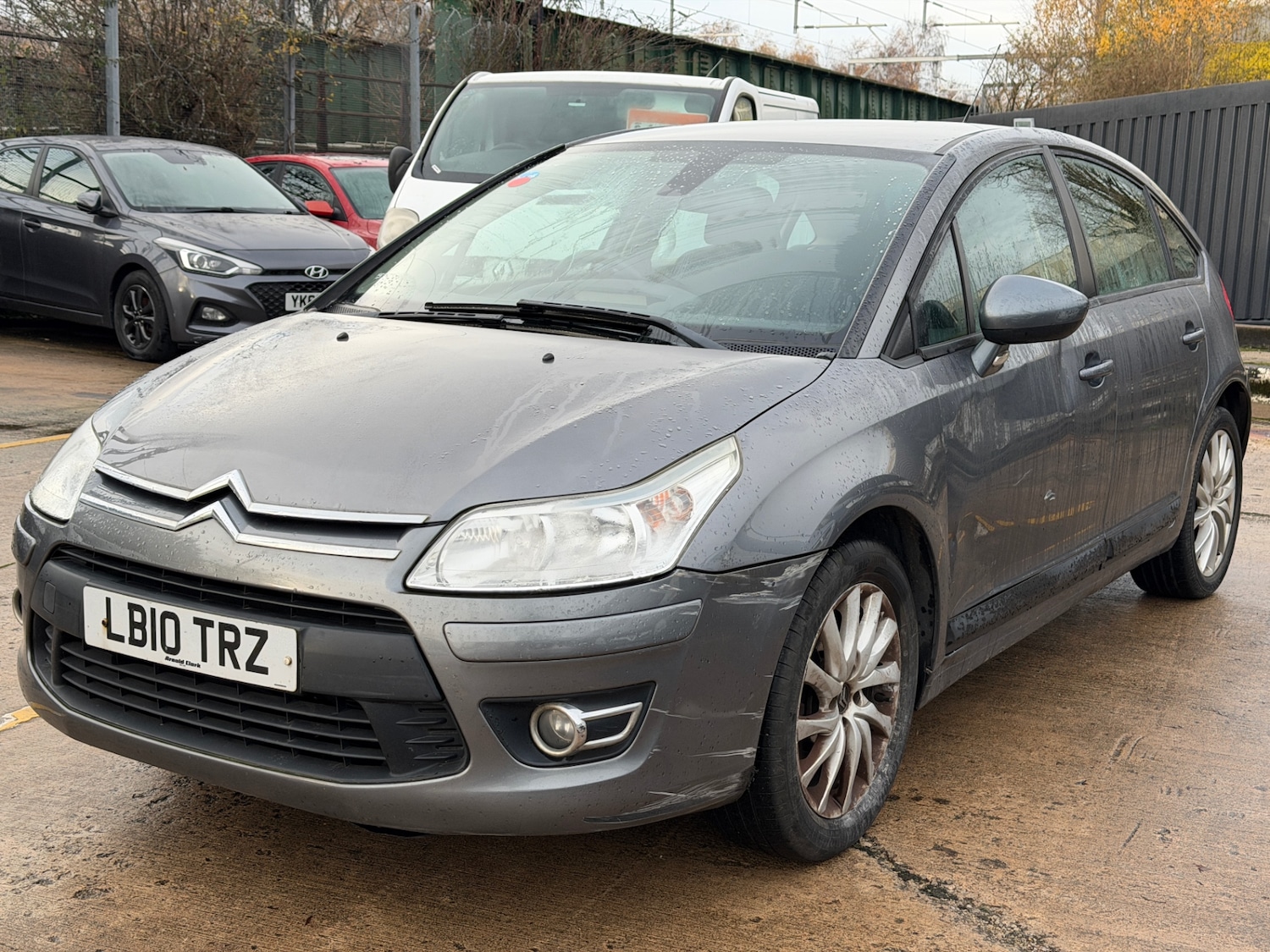 Used Citroen C4 2010 for sale - 76830425: Photo 2