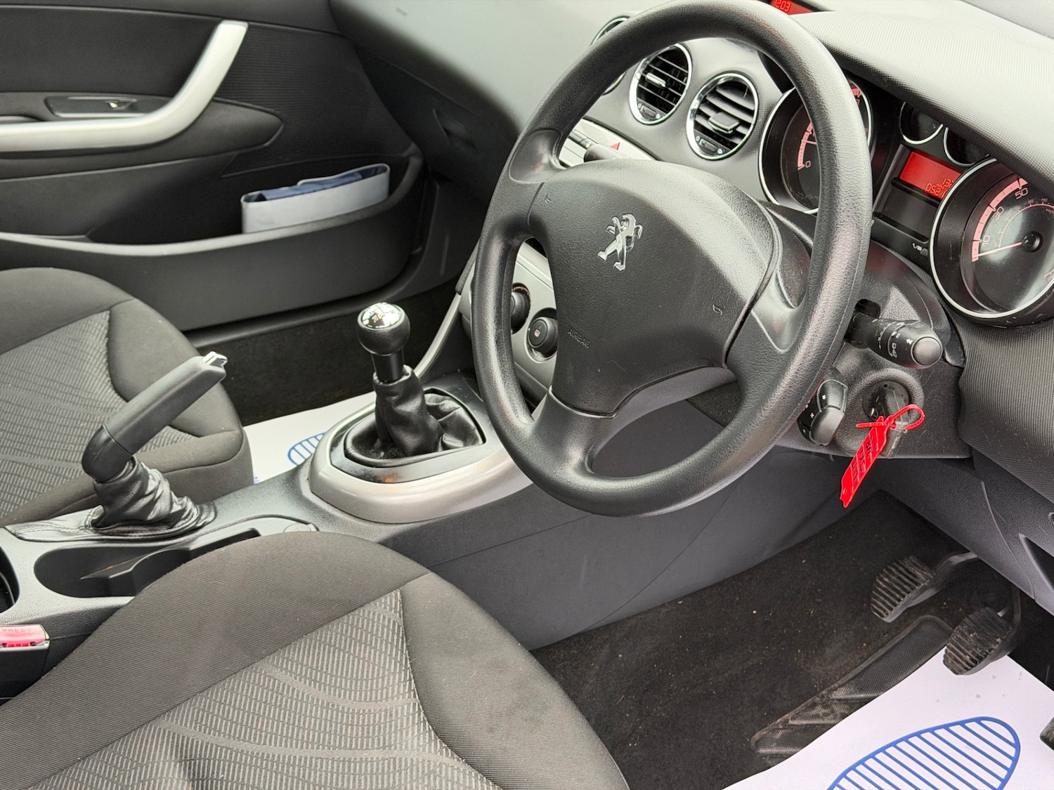 Used Peugeot 308 2012 for sale - 77303815: Photo 12