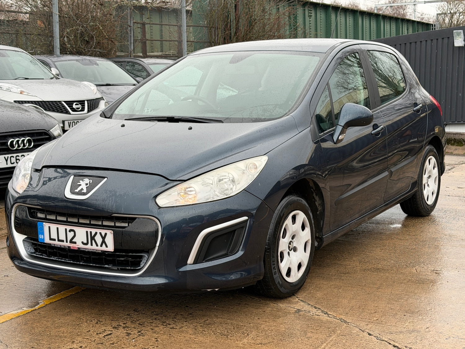 Used Peugeot 308 2012 for sale - 77303815: Photo 2