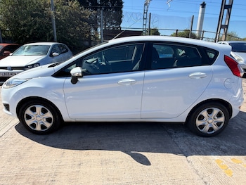 Used Ford Fiesta 2016 for sale - 78374665: Photo