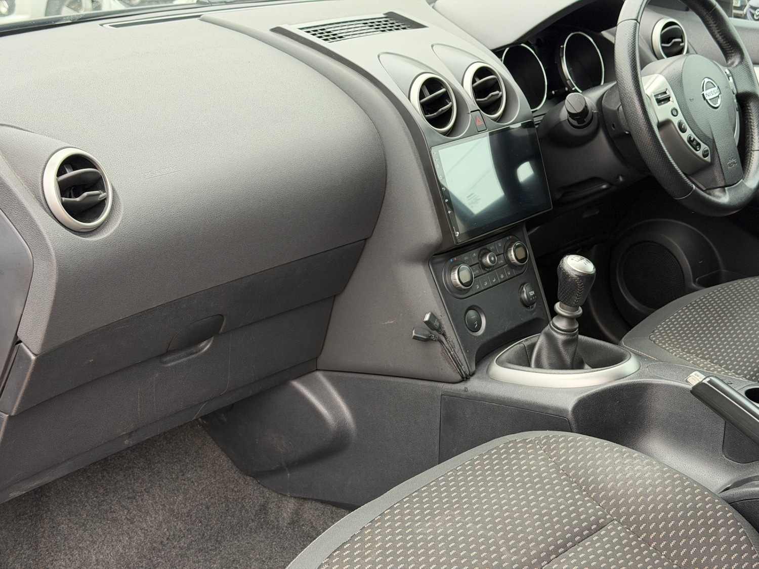 Used Nissan Qashqai 2009 for sale - 77997184: Photo 13