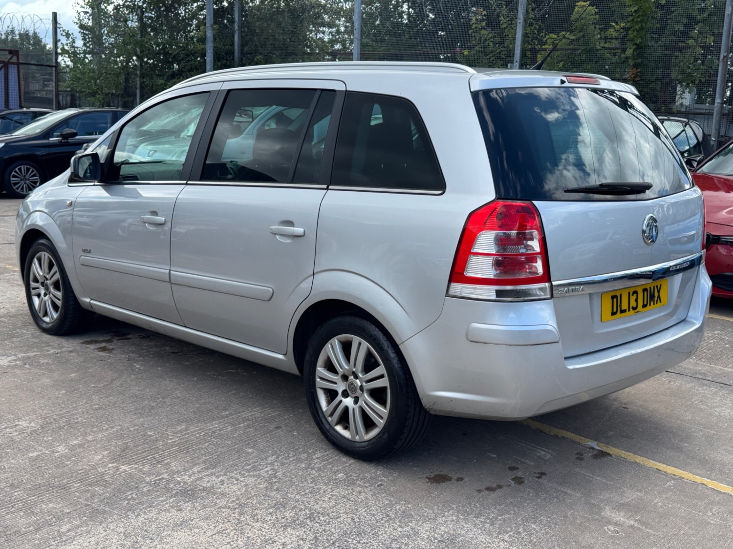 Vauxhall Zafira 2013 (13) - 1.7 CDTi ecoFLEX Design [125] 5dr - Image 5