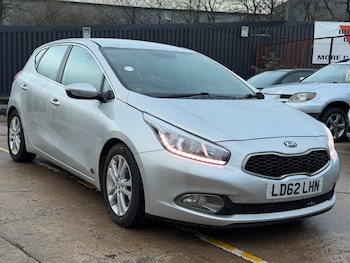 Used Kia Ceed 2012 for sale - 76940004: Photo