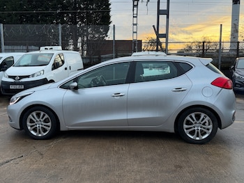 Used Kia Ceed 2012 for sale - 76940004: Photo