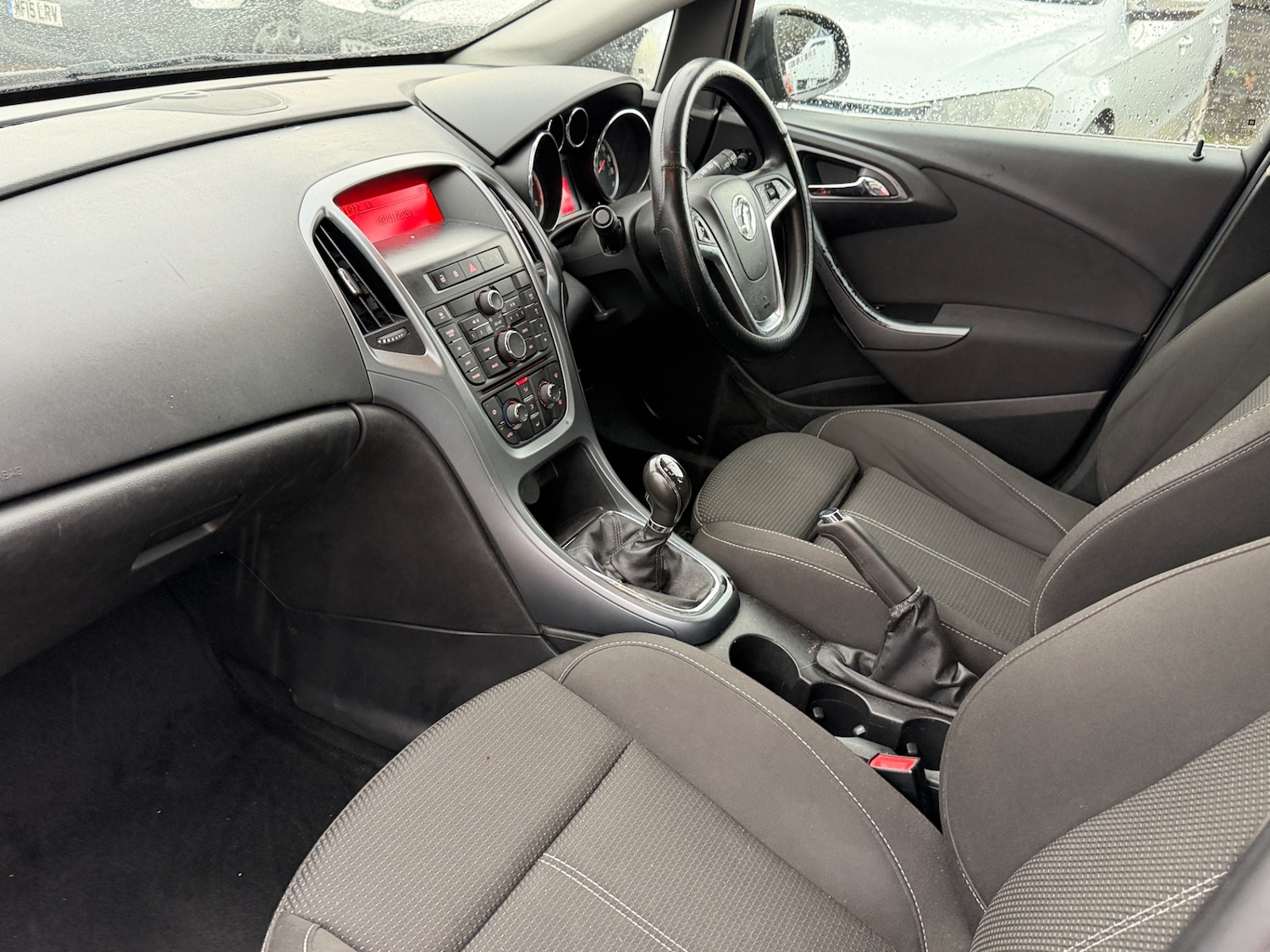 Used Vauxhall Astra 2013 for sale - 77154699: Photo 13