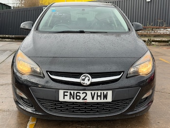 Used Vauxhall Astra 2013 for sale - 77154699: Photo