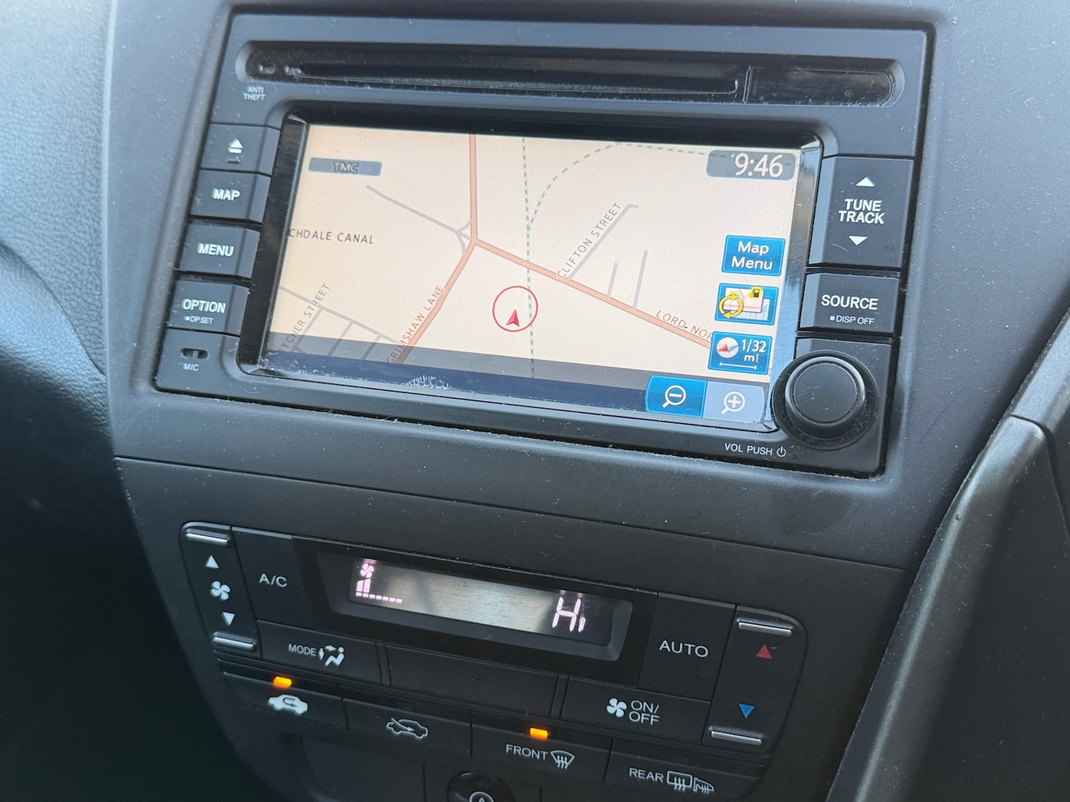 Used Honda Civic 2012 for sale - 76938322: Photo 17