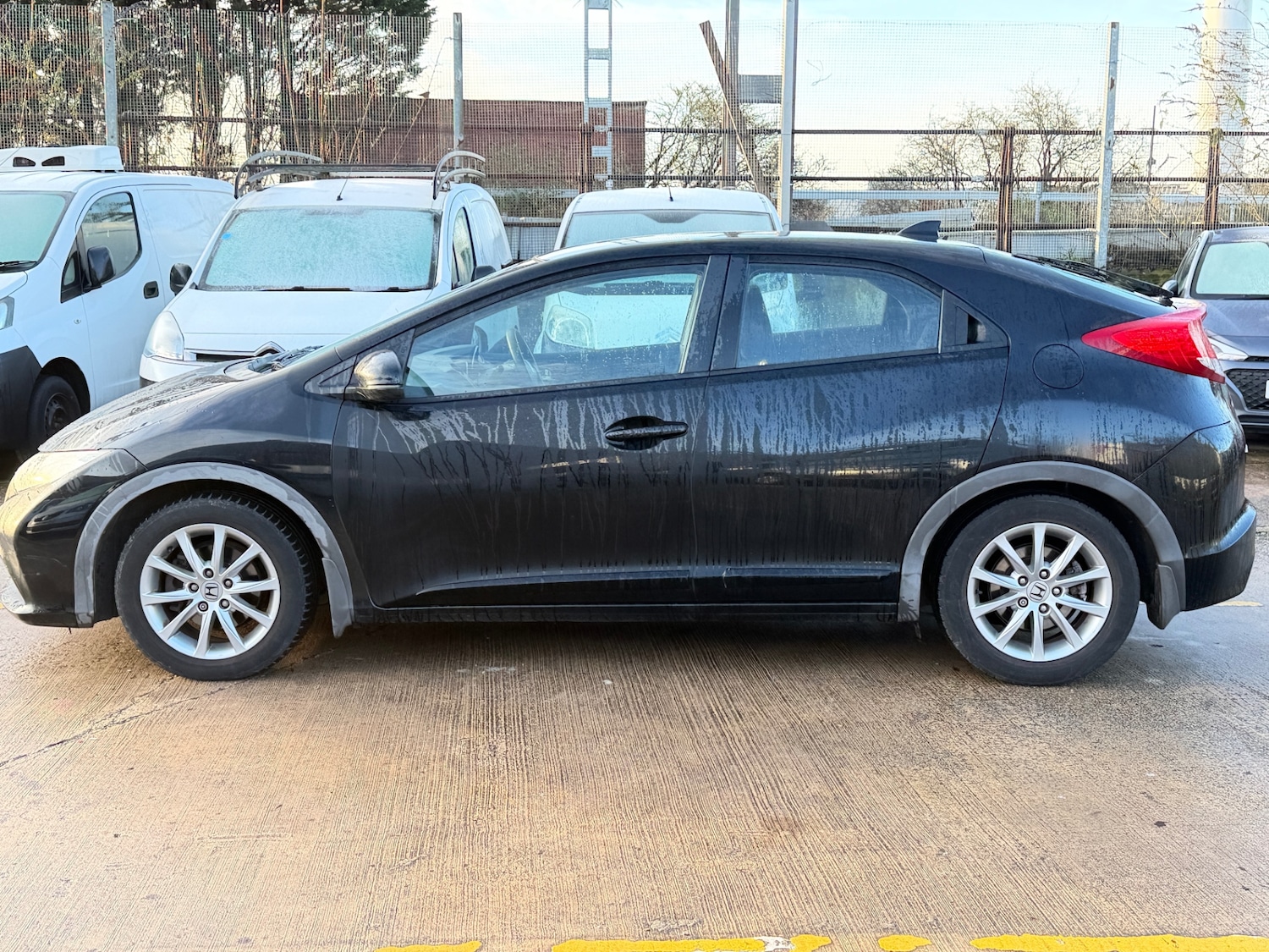 Used Honda Civic 2012 for sale - 76938322: Photo 4