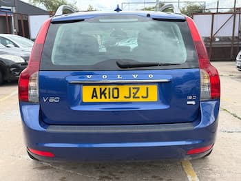 Used Volvo V50 2010 for sale - 79732108: Photo