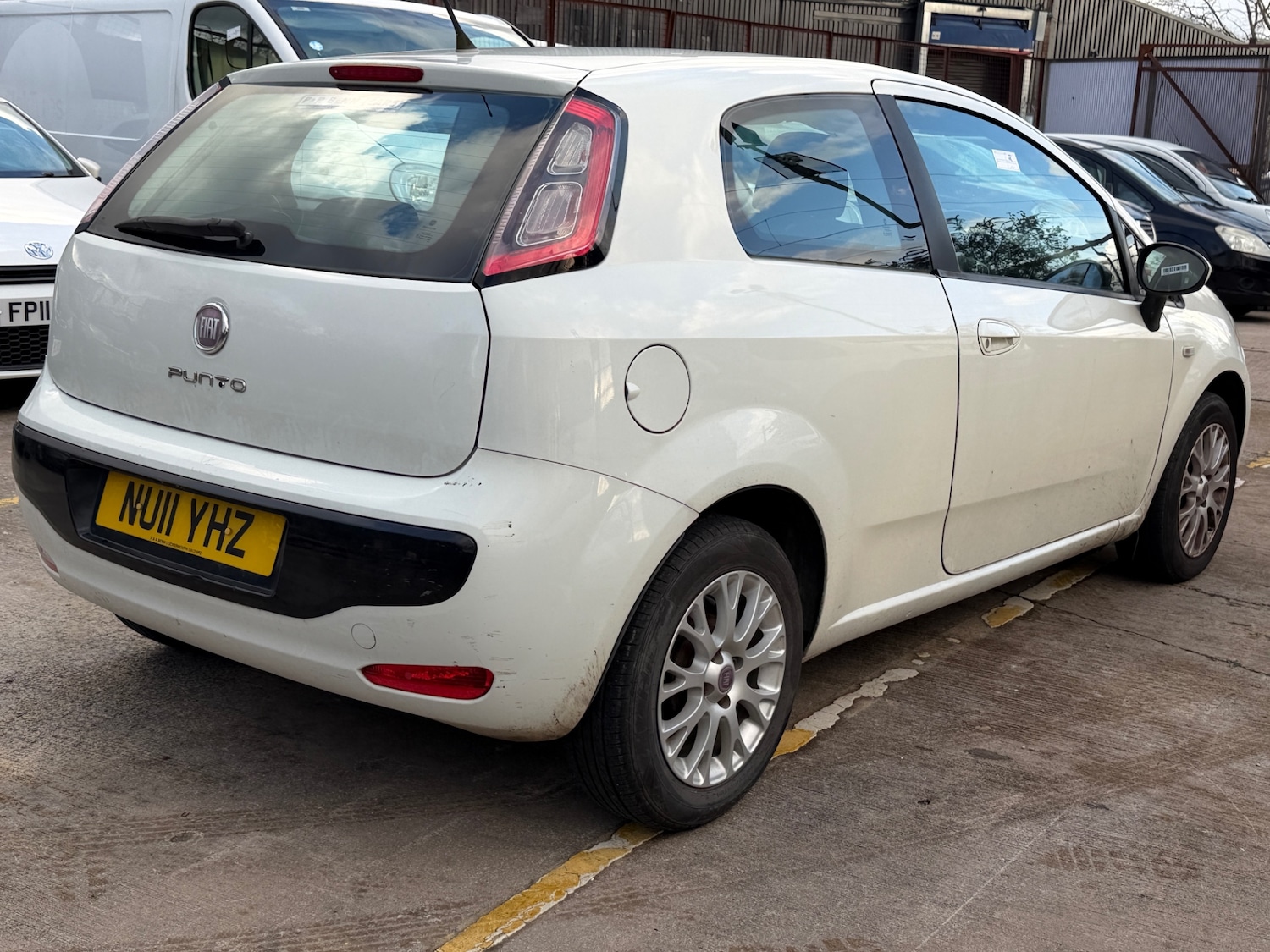 Used Fiat Punto Evo 2011 for sale - 76577500: Photo 6
