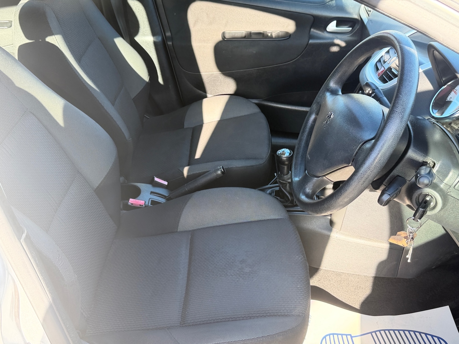 Used Peugeot 207 2010 for sale - 77736159: Photo 11