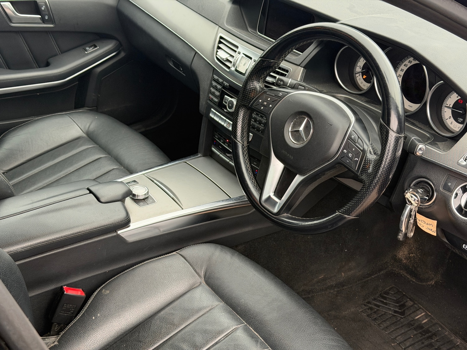 Used Mercedes-Benz E Class 2013 for sale - 77630919: Photo 13