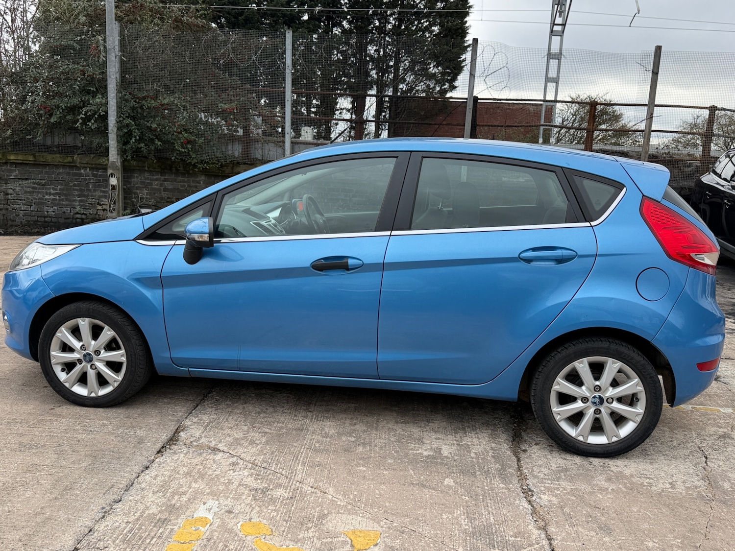 Used Ford Fiesta 2009 for sale - 77779343: Photo 4