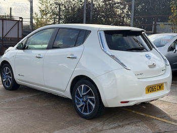 Used Nissan Leaf 2015 for sale - 76402219: Photo