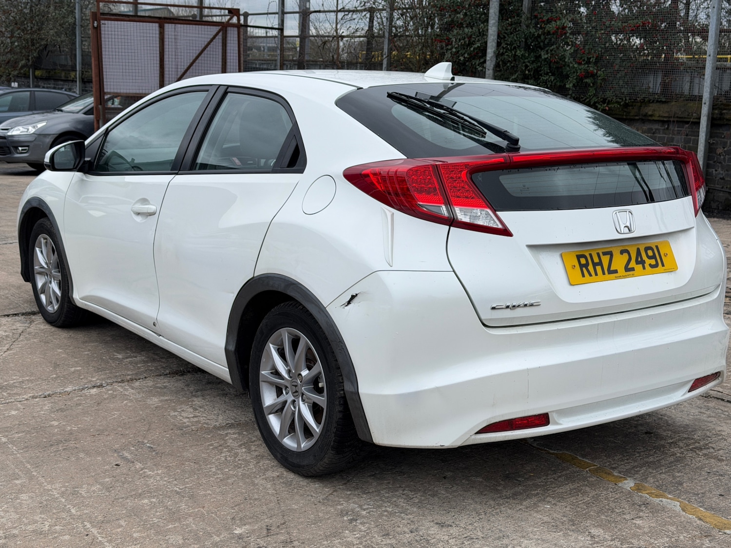 Used Honda Civic 2013 for sale - 77781310: Photo 5