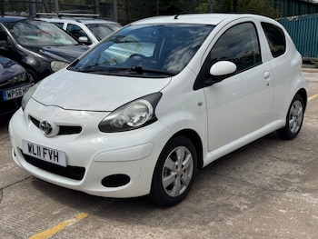 Used Toyota AYGO 2011 for sale - 75457581: Photo