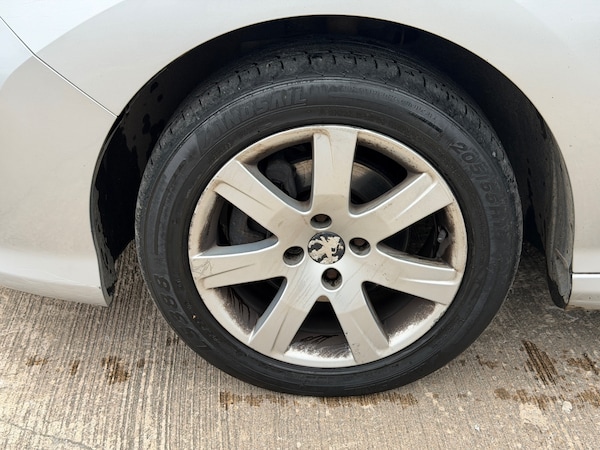 Used Peugeot 308 2013 for sale - 76091948: Photo 10