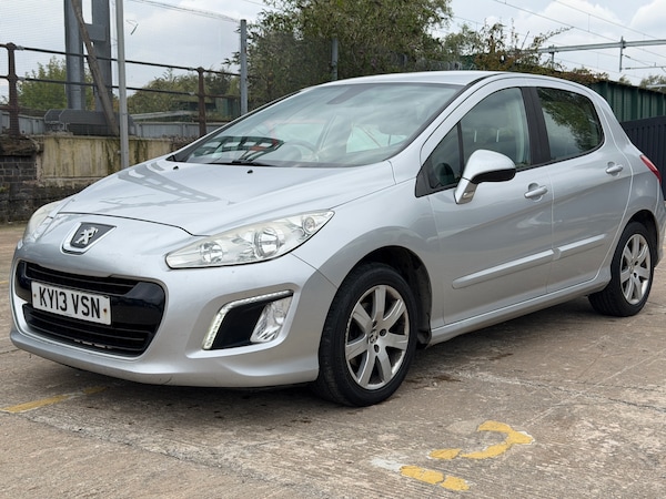 Used Peugeot 308 2013 for sale - 76091948: Photo 3