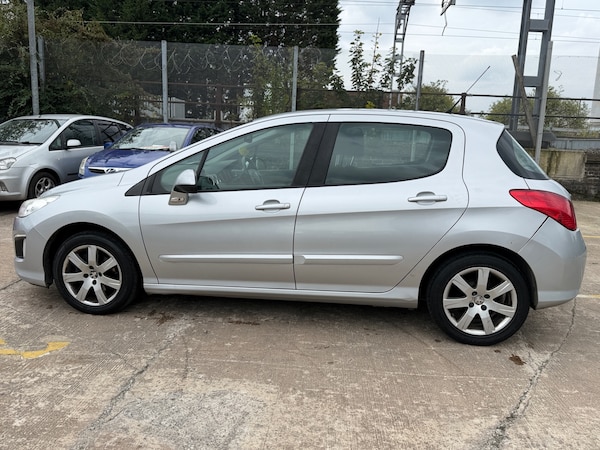 Used Peugeot 308 2013 for sale - 76091948: Photo 5