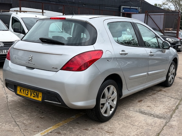 Used Peugeot 308 2013 for sale - 76091948: Photo 6