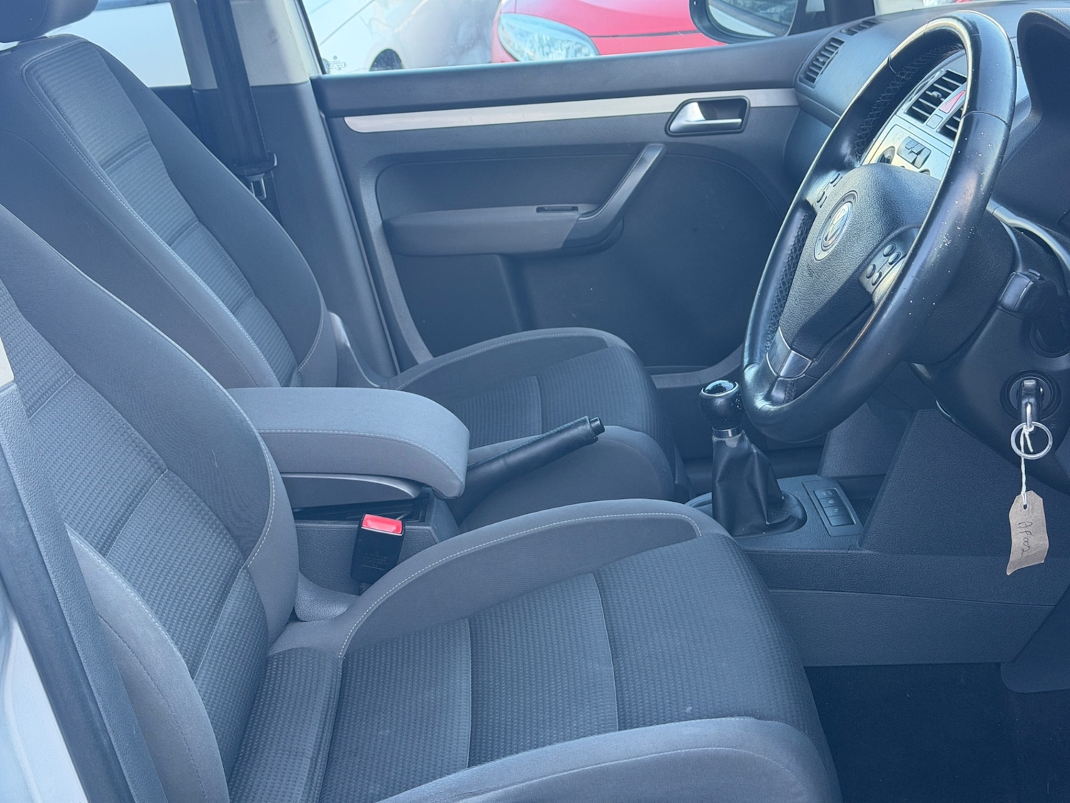 Used Volkswagen Touran 2011 for sale - 76665947: Photo 10