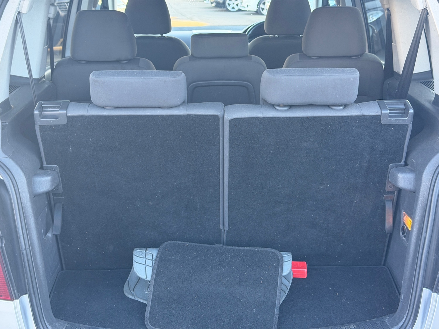 Used Volkswagen Touran 2011 for sale - 76665947: Photo 13