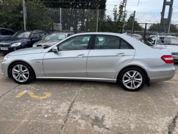 Used Mercedes-Benz E-Class 2010 for sale - 75355641: Photo