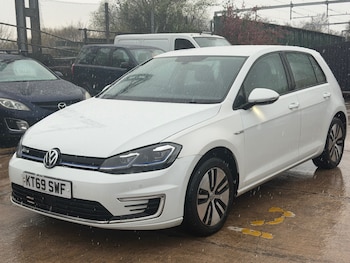 Used Volkswagen Golf 2020 for sale - 78014836: Photo