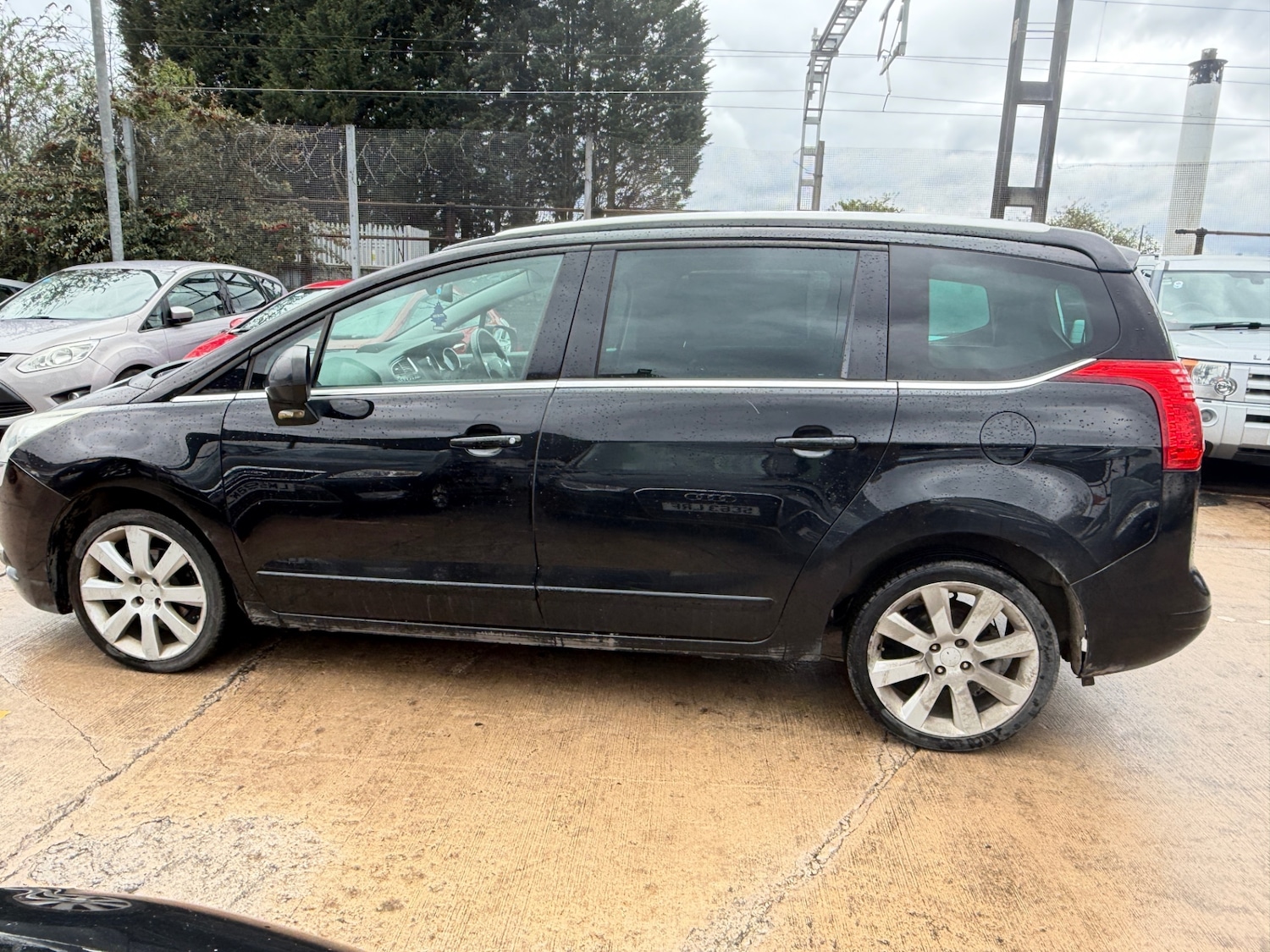 Used Peugeot 5008 2013 for sale - 78139448: Photo 5