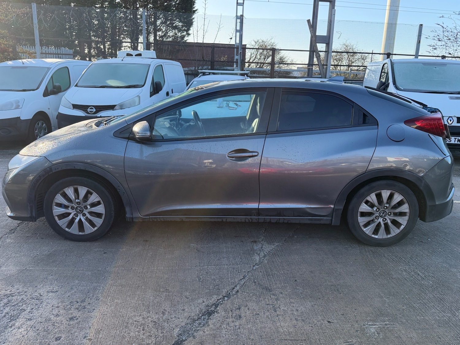 Used Honda Civic 2014 for sale - 77159857: Photo 4