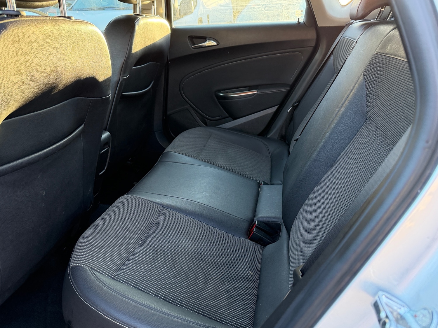 Used Vauxhall Astra 2011 for sale - 76649466: Photo 16