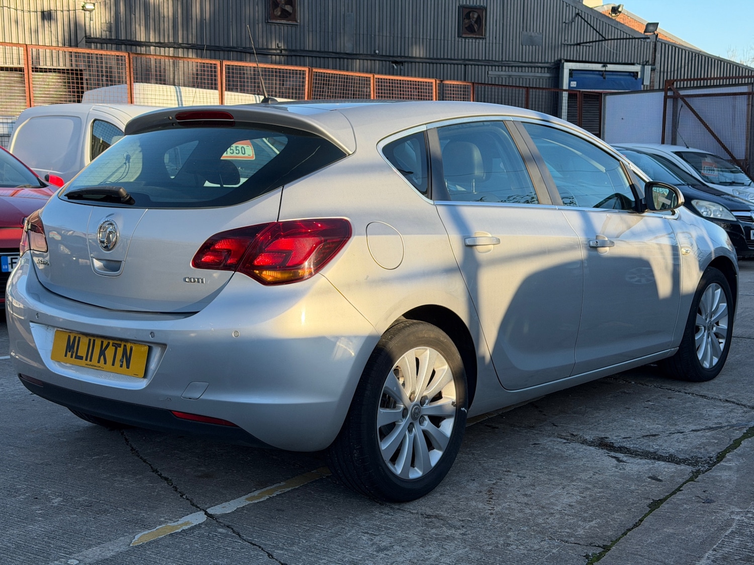Used Vauxhall Astra 2011 for sale - 76649466: Photo 8