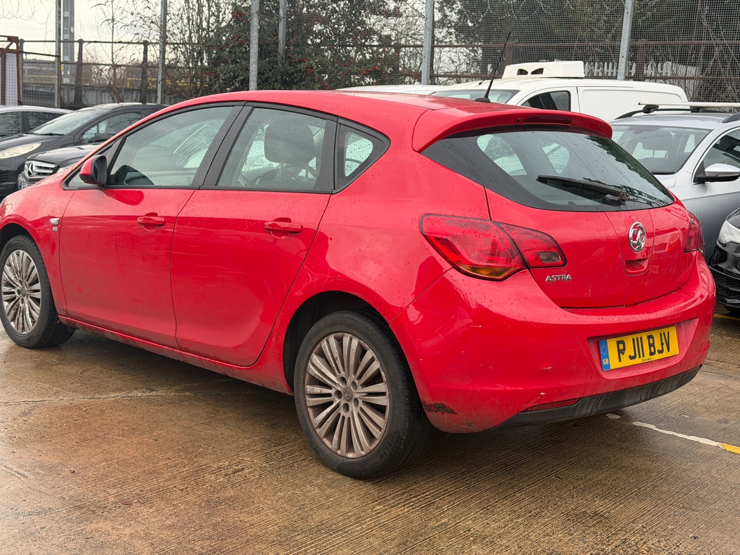 Used Vauxhall Astra 2011 for sale - 77178311: Photo 5