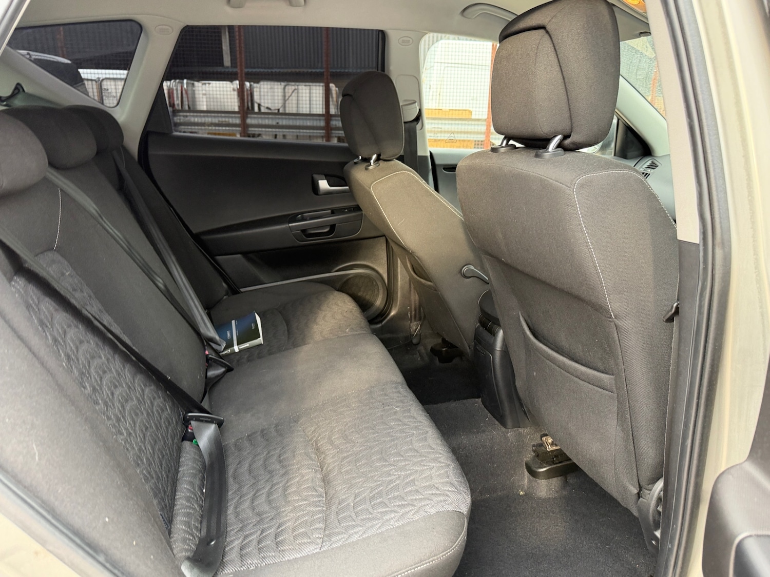 Used Kia Ceed 2010 for sale - 76149715: Photo 9