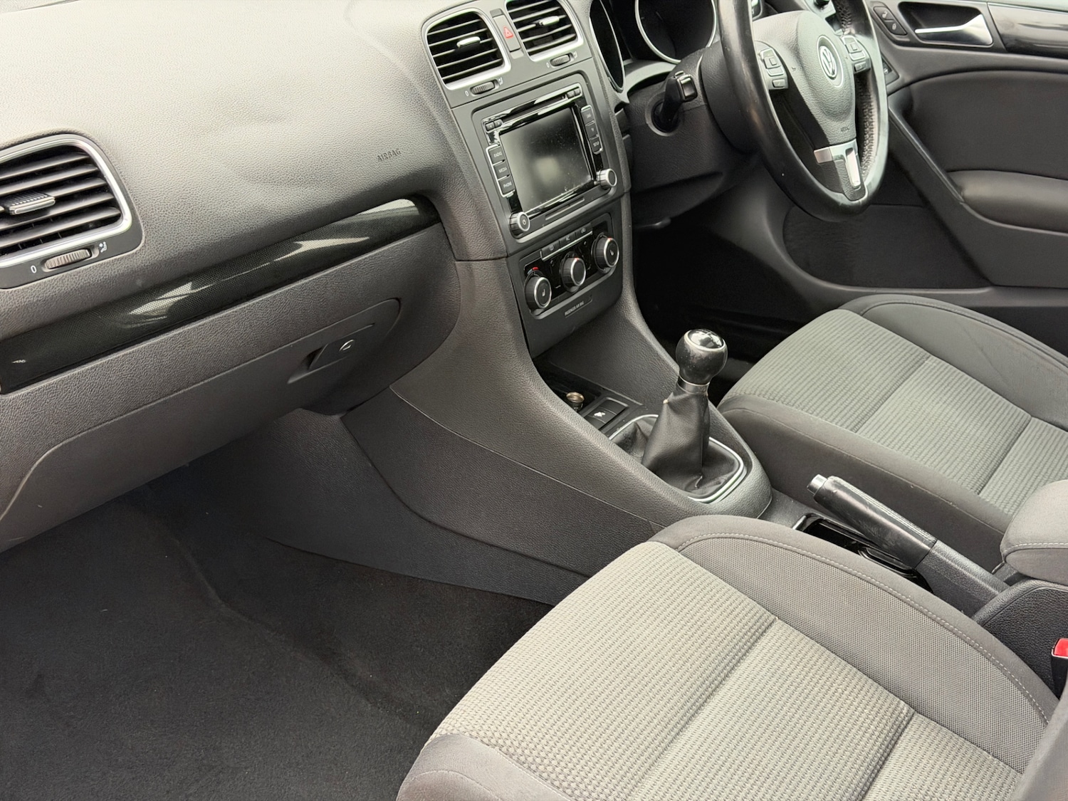 Used Volkswagen Golf 2011 for sale - 77781301: Photo 19