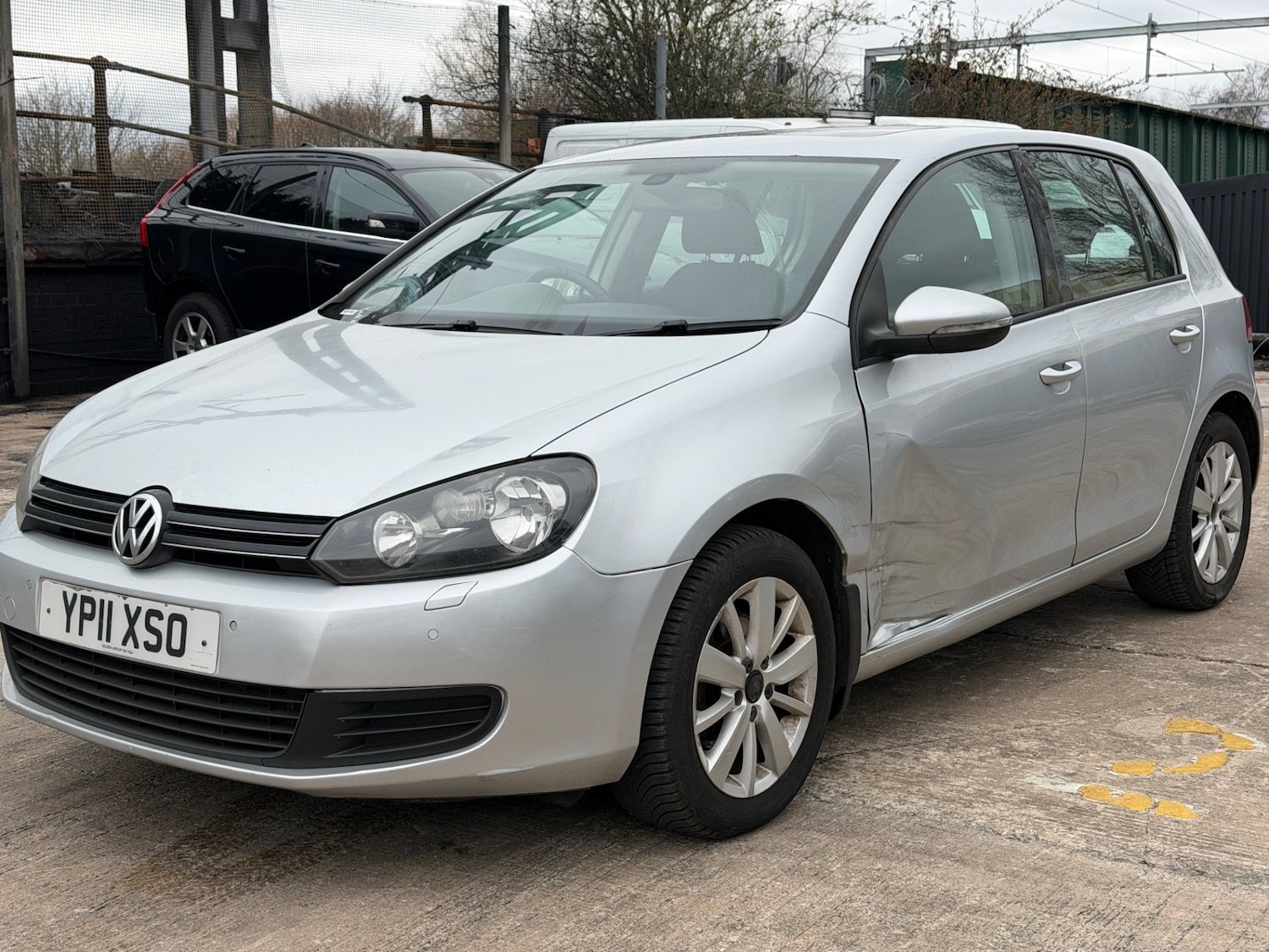 Used Volkswagen Golf 2011 for sale - 77781301: Photo 2