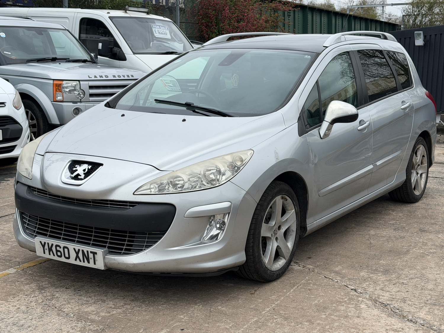 Used Peugeot 308 2010 for sale - 78140428: Photo 3