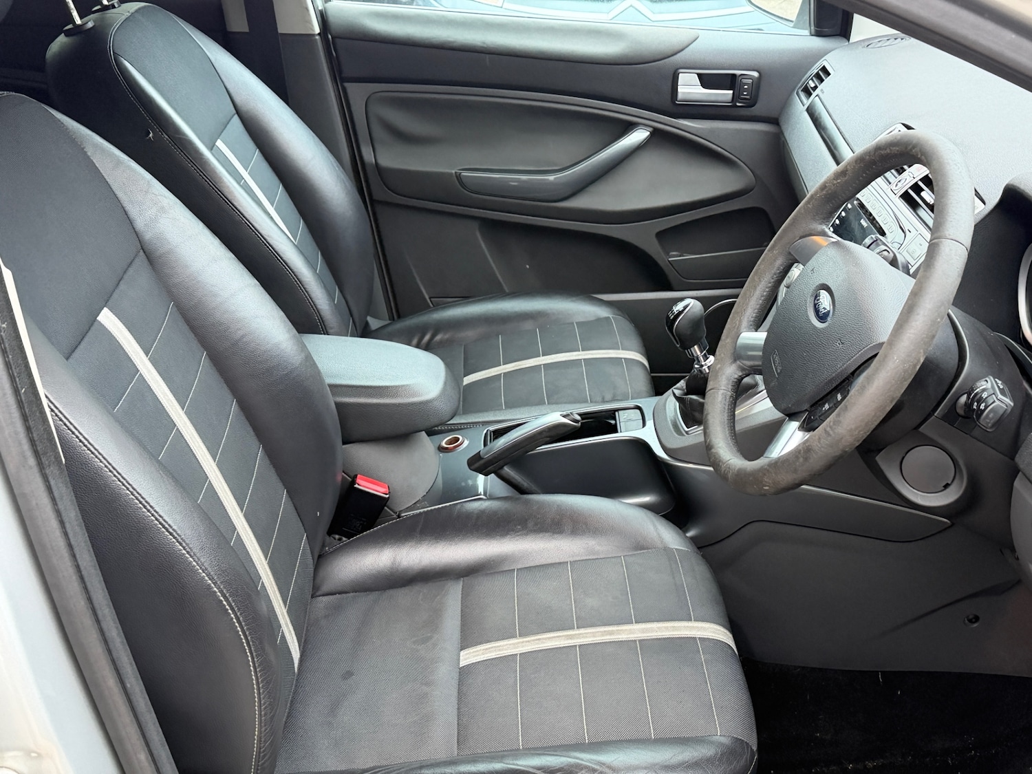 Used Ford Kuga 2010 for sale - 77519315: Photo 10