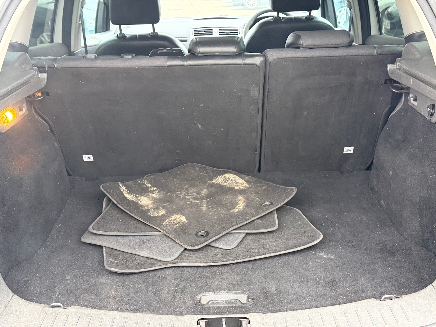 Used Ford Kuga 2010 for sale - 77519315: Photo 12