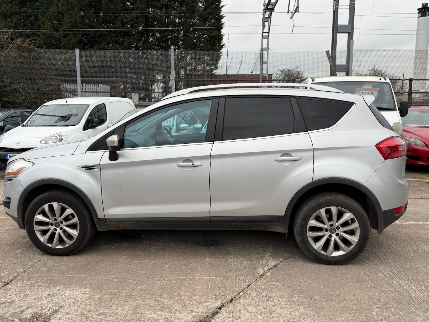 Used Ford Kuga 2010 for sale - 77519315: Photo 4