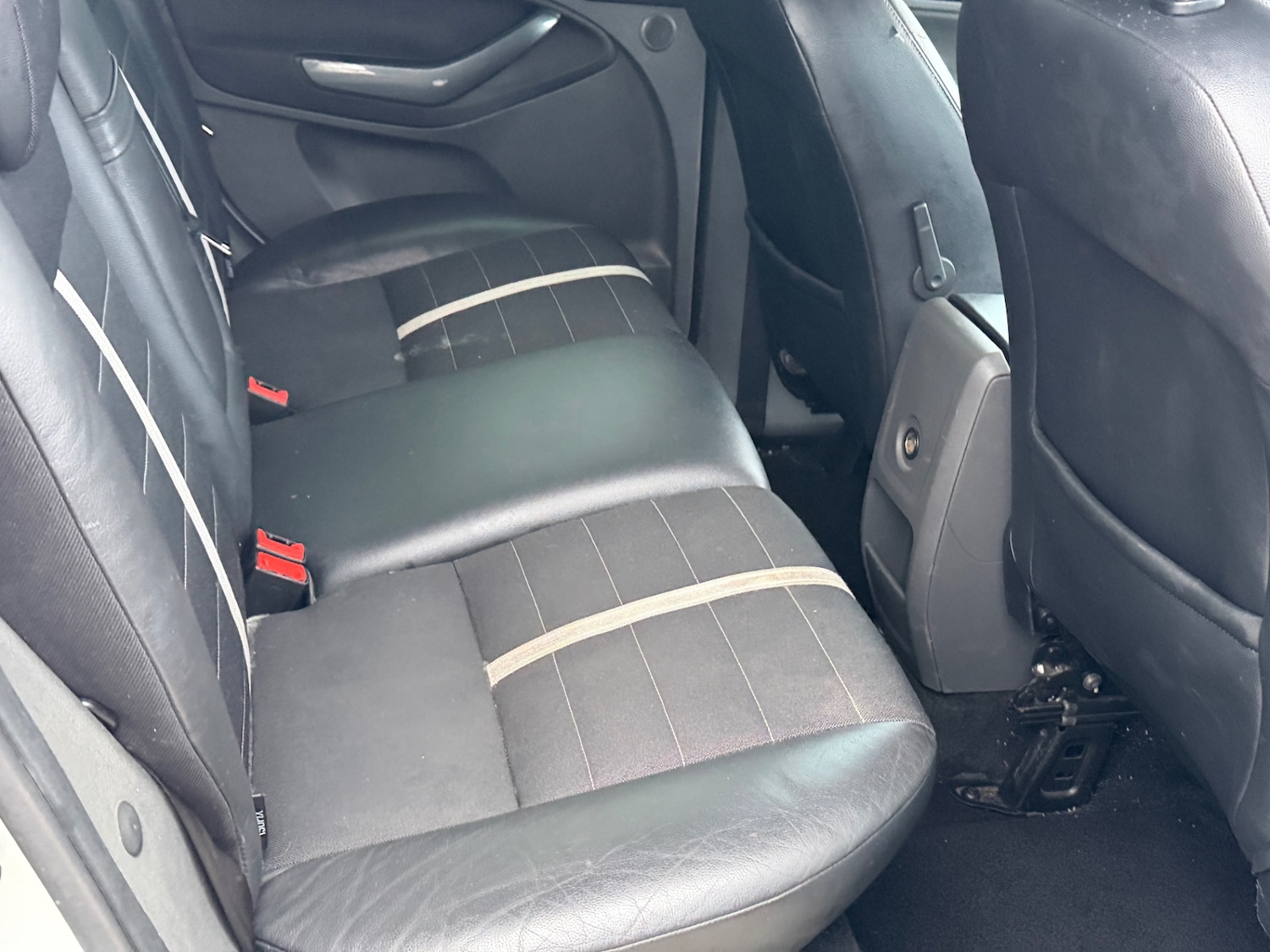 Used Ford Kuga 2010 for sale - 77519315: Photo 9