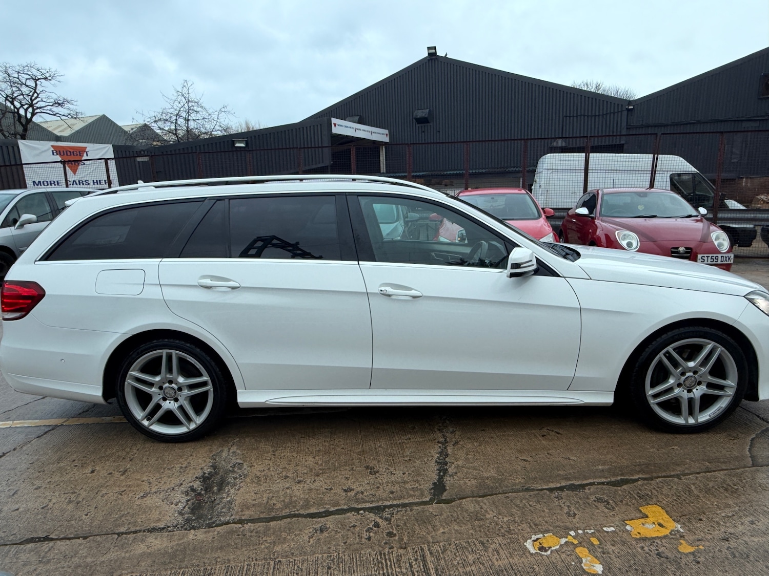 Used Mercedes-Benz E Class 2014 for sale - 77303894: Photo 10