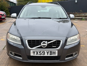 Used Volvo V70 2009 for sale - 76140857: Photo