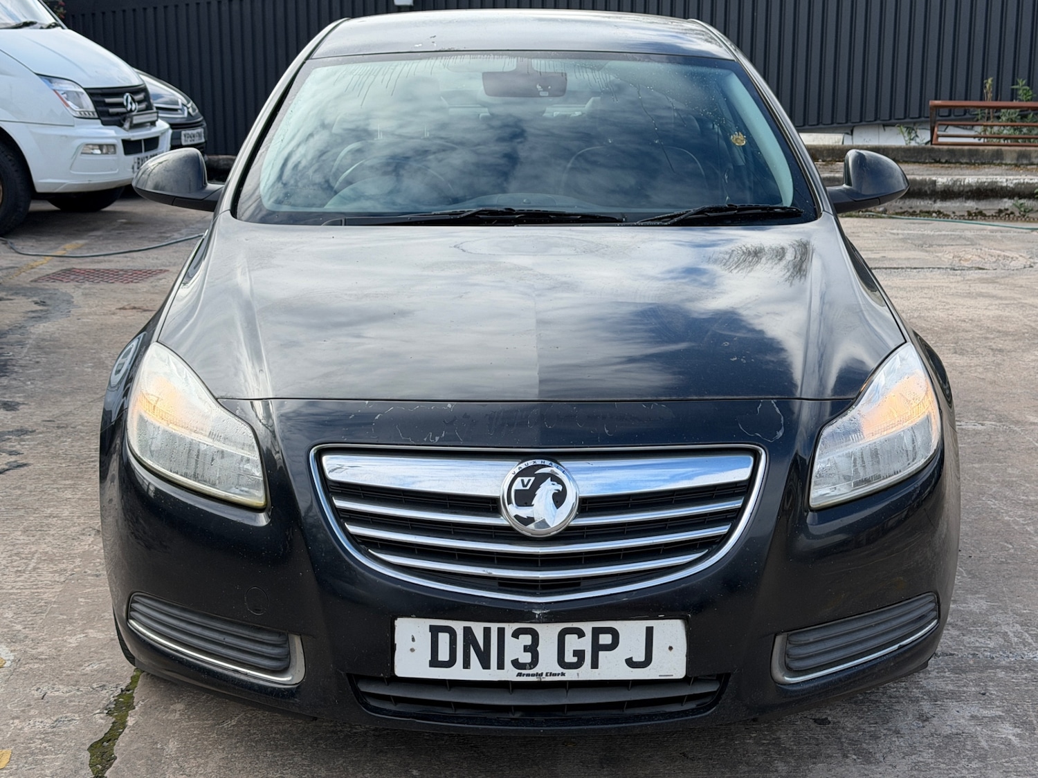 Used Vauxhall Insignia 2013 for sale - 78097696: Photo 2