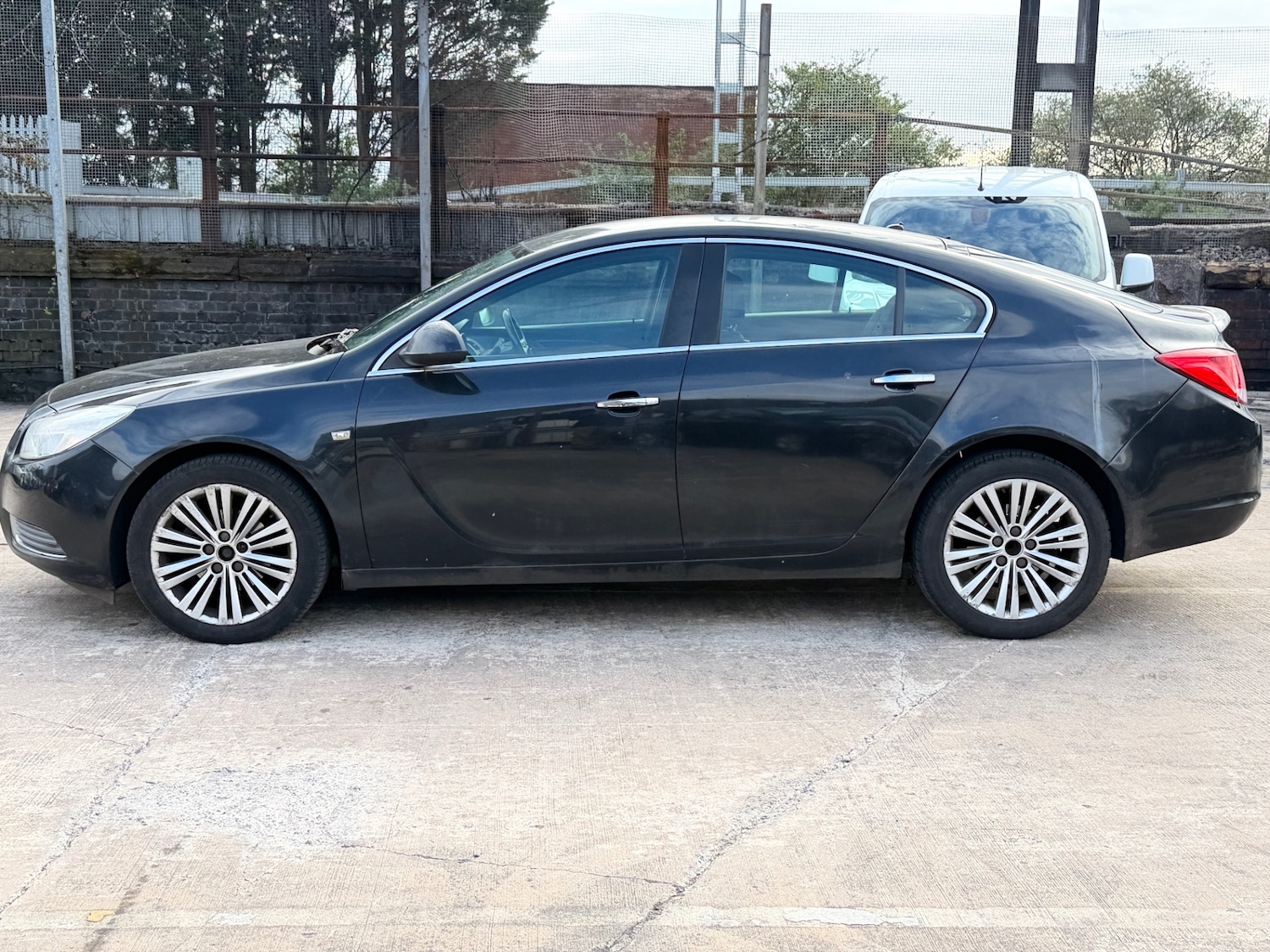 Used Vauxhall Insignia 2013 for sale - 78097696: Photo 4