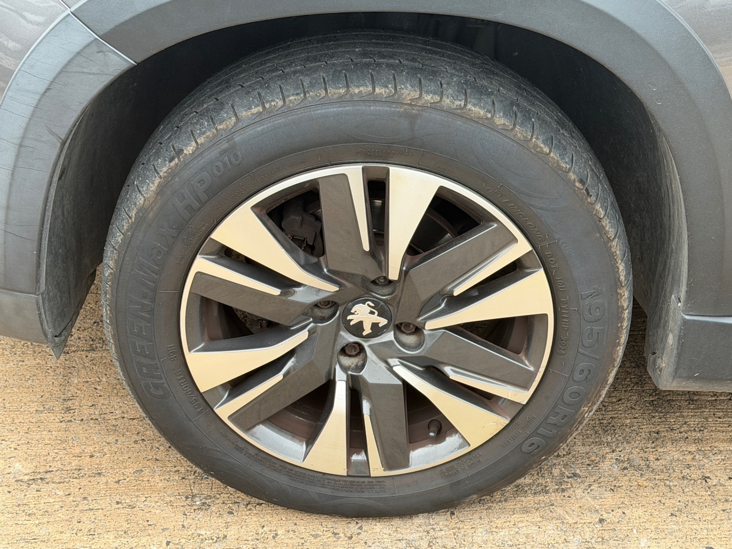 Used Peugeot 2008 2017 for sale - 77662143: Photo 15