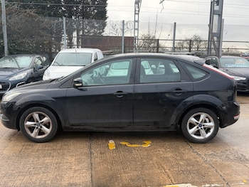 Used Ford Focus 2010 for sale - 77476437: Photo