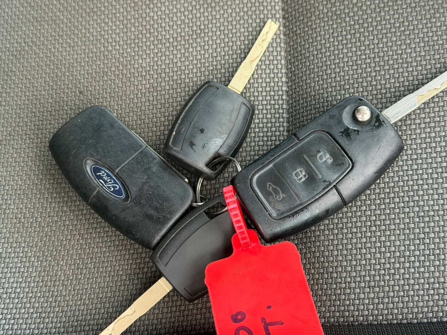 Used Ford Focus 2010 for sale - 77476437: Photo 9