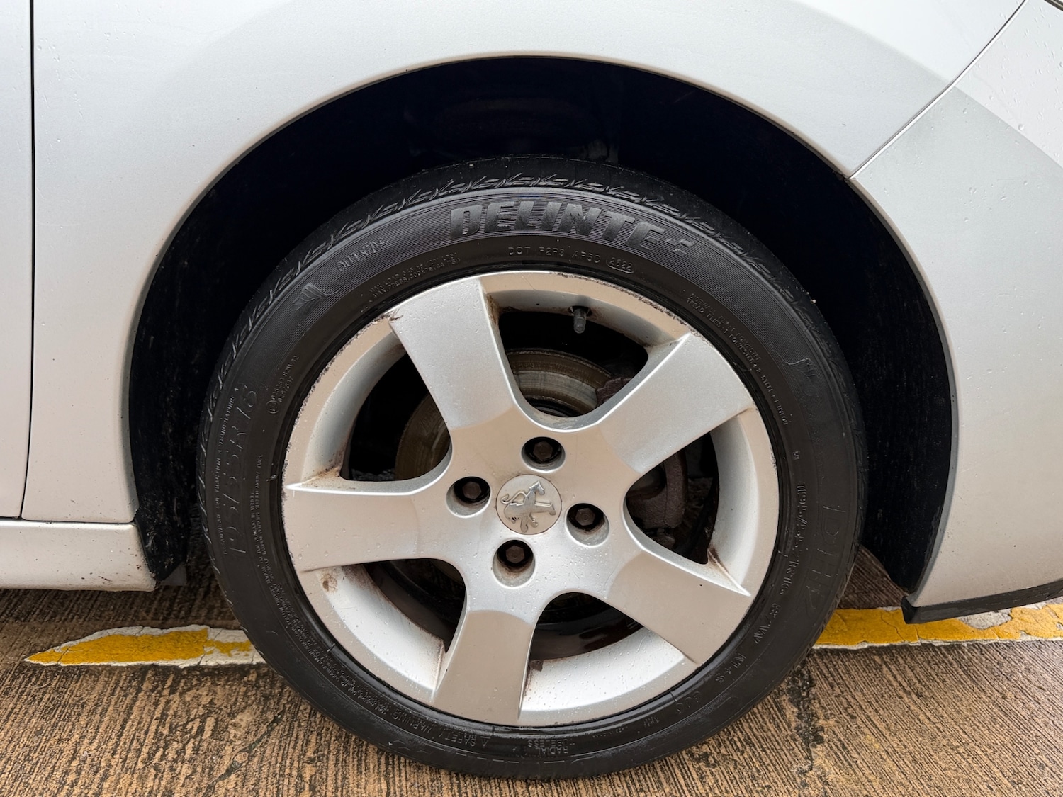 Used Peugeot 207 2010 for sale - 77303825: Photo 11